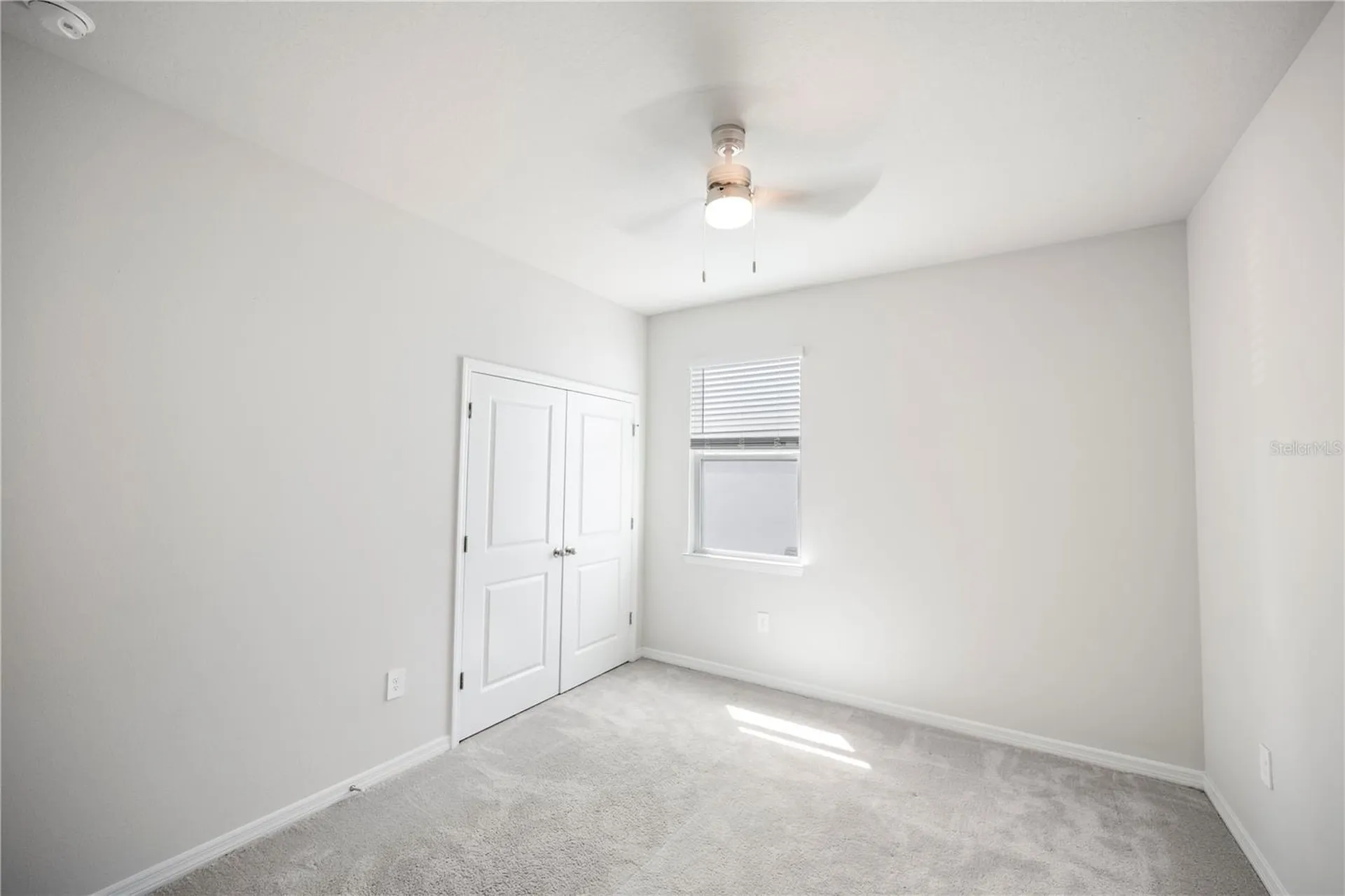 17915 Cantarina Cove Lakewood Ranch FL 34211