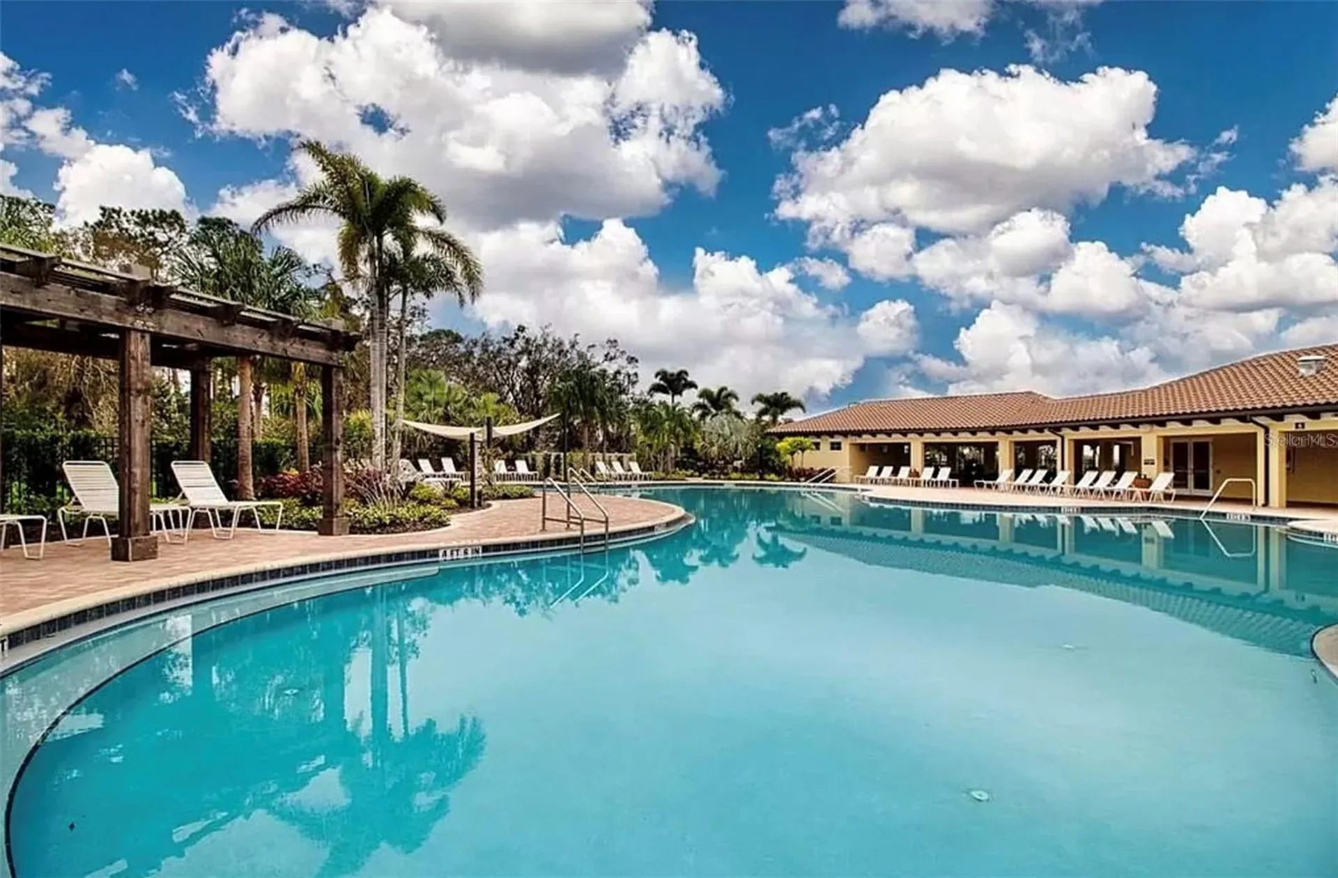 17915 Cantarina Cove Lakewood Ranch FL 34211