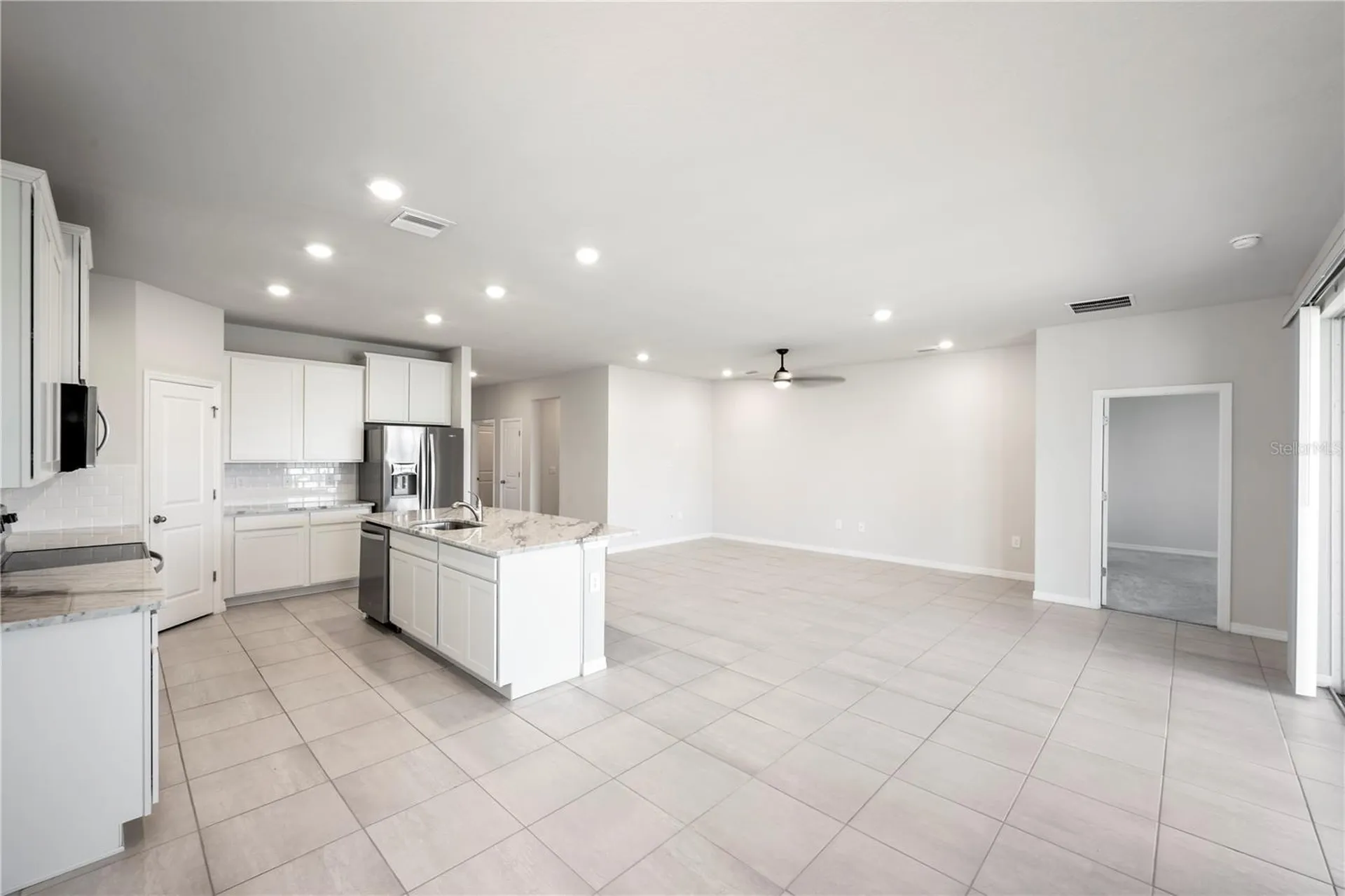 17915 Cantarina Cove Lakewood Ranch FL 34211