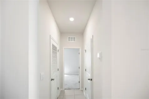 17915 Cantarina Cove Lakewood Ranch FL 34211