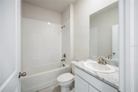 17915 Cantarina Cove Lakewood Ranch FL 34211