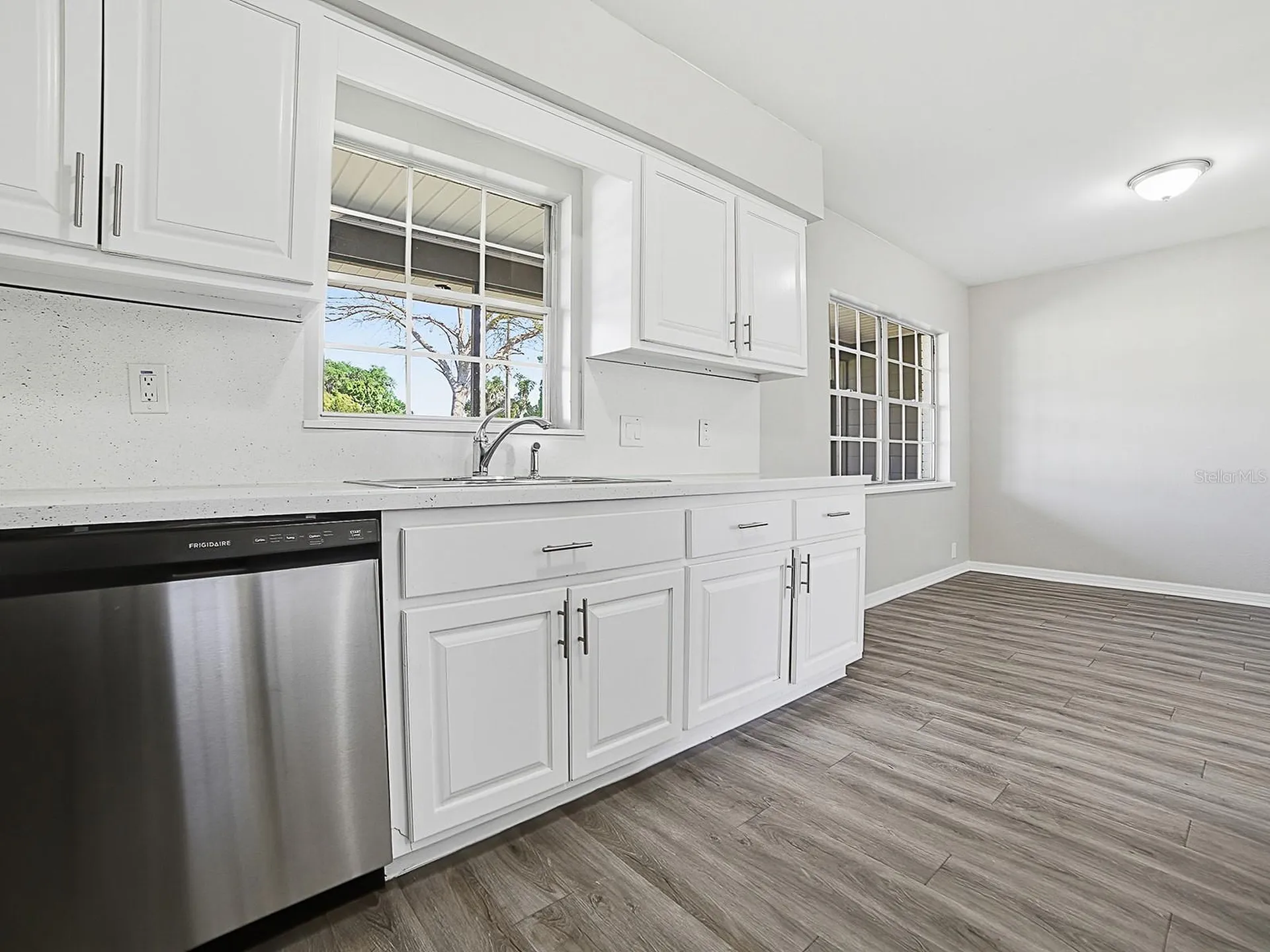 5 Oak Street Yalaha FL 34797