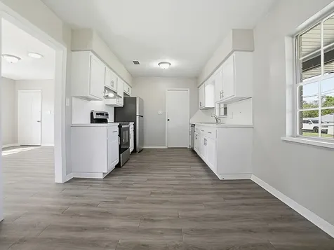 5 Oak Street Yalaha FL 34797