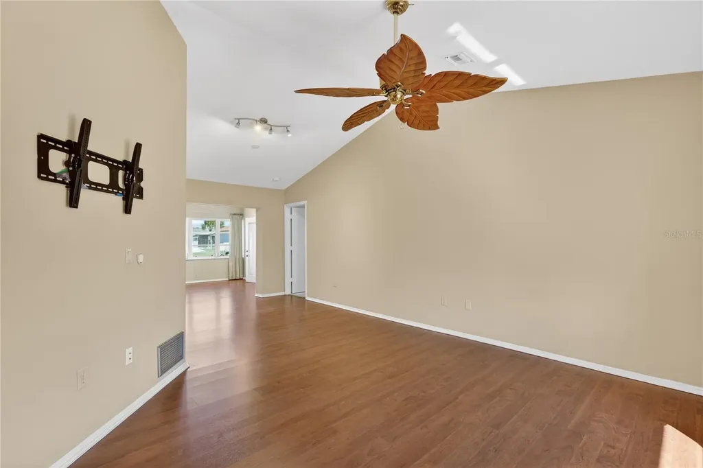 5852 Lincoln Road Venice FL 34293