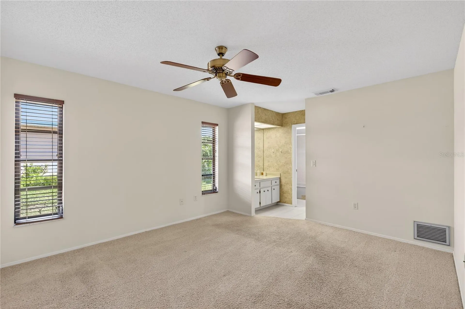 5852 Lincoln Road Venice FL 34293