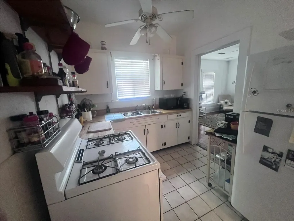 2707 NW 4th Avenue Gainesville FL 32607
