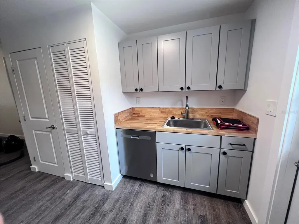 2707 NW 4th Avenue Gainesville FL 32607