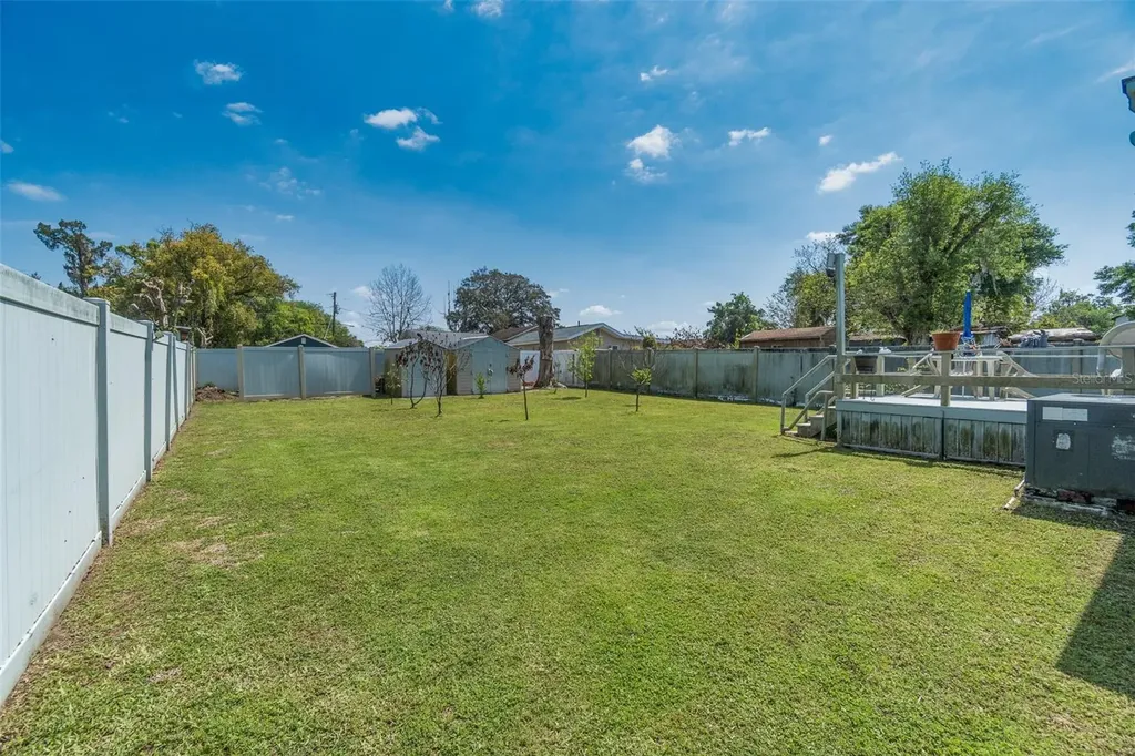 14926 Douglas Street Dade City FL 33525
