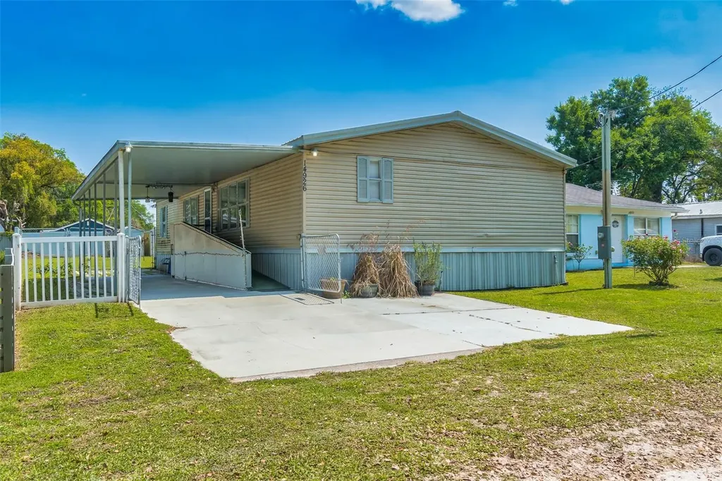 14926 Douglas Street Dade City FL 33525