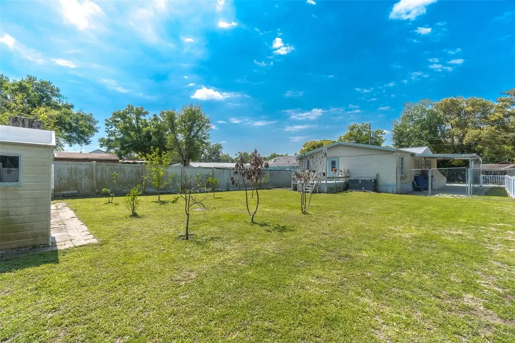 14926 Douglas Street Dade City FL 33525