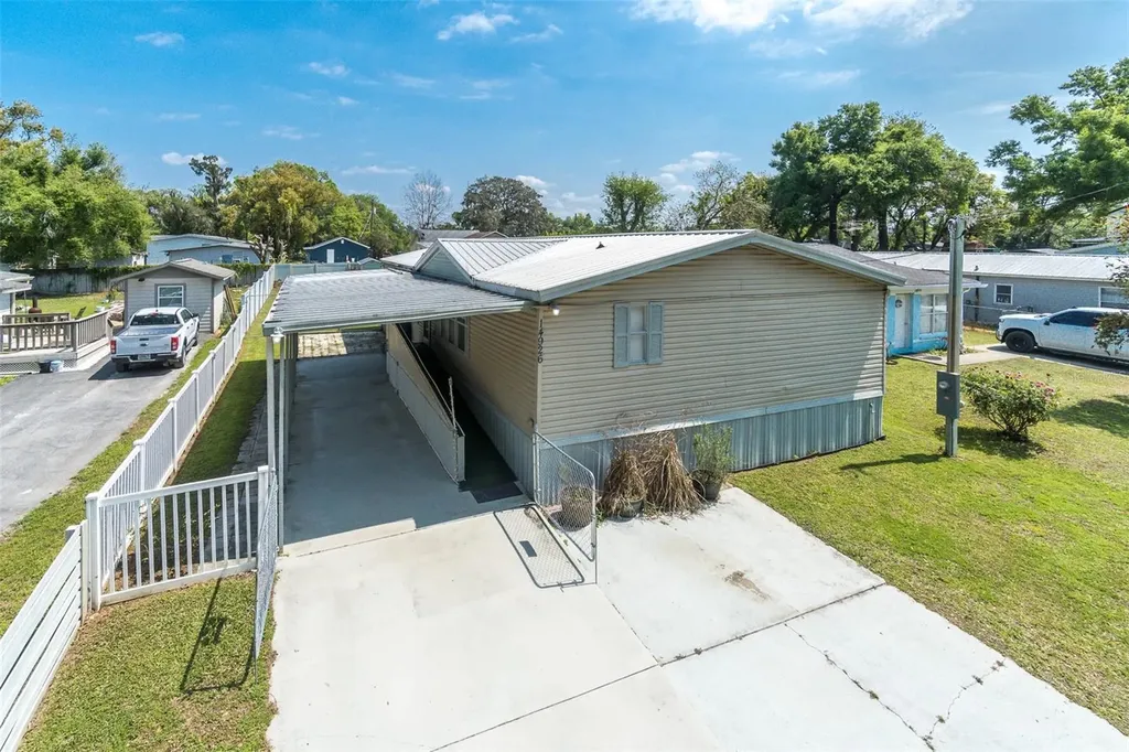14926 Douglas Street Dade City FL 33525
