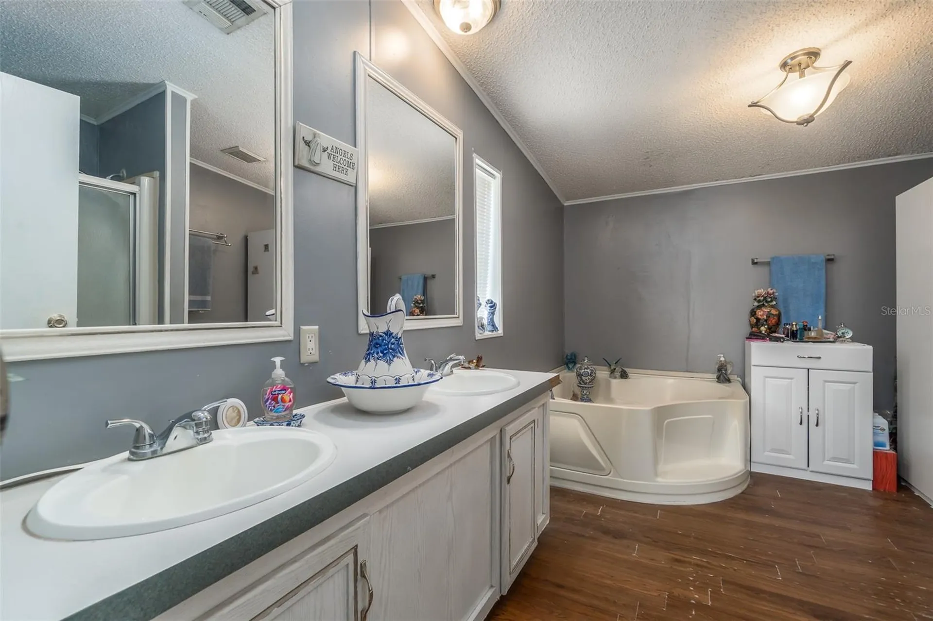 14926 Douglas Street Dade City FL 33525