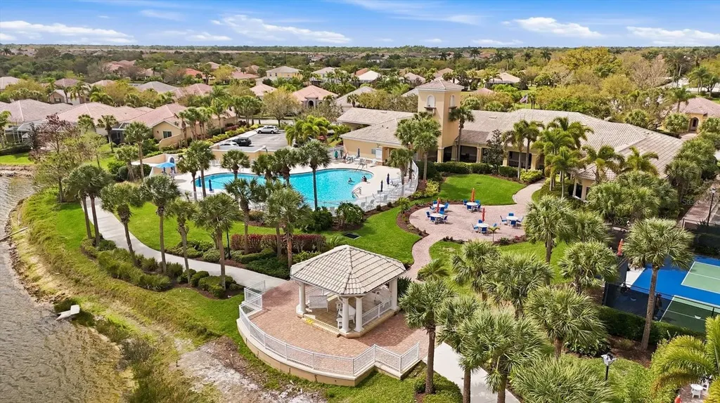 6124 Abaco Drive Sarasota FL 34238
