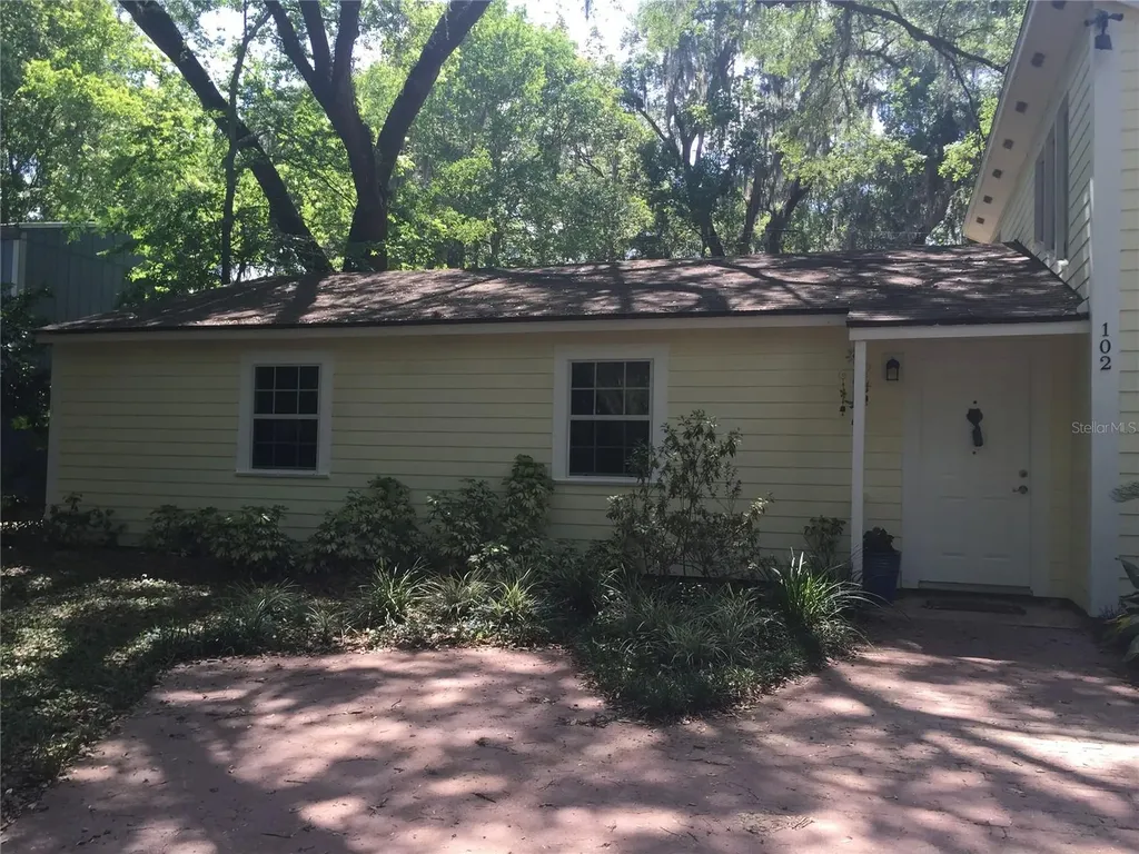 102 NW 24th Street Gainesville FL 32607