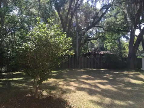 102 NW 24th Street Gainesville FL 32607