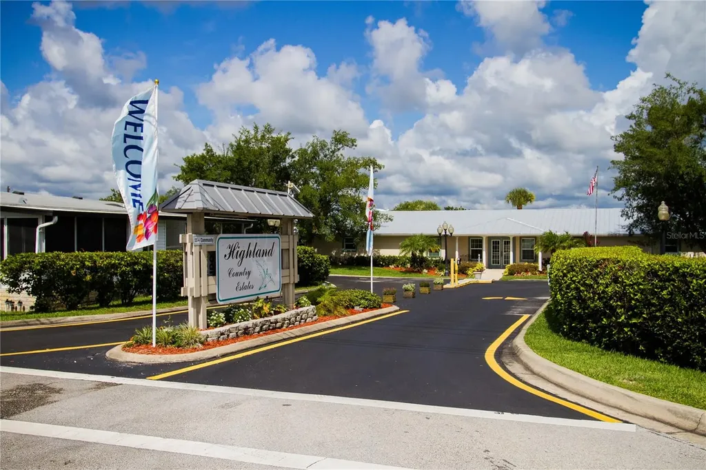 9 Plantation Avenue Debary FL 32713