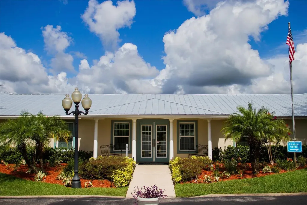 9 Plantation Avenue Debary FL 32713