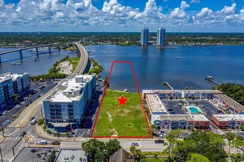 613 Halifax Avenue Daytona Beach FL 32118