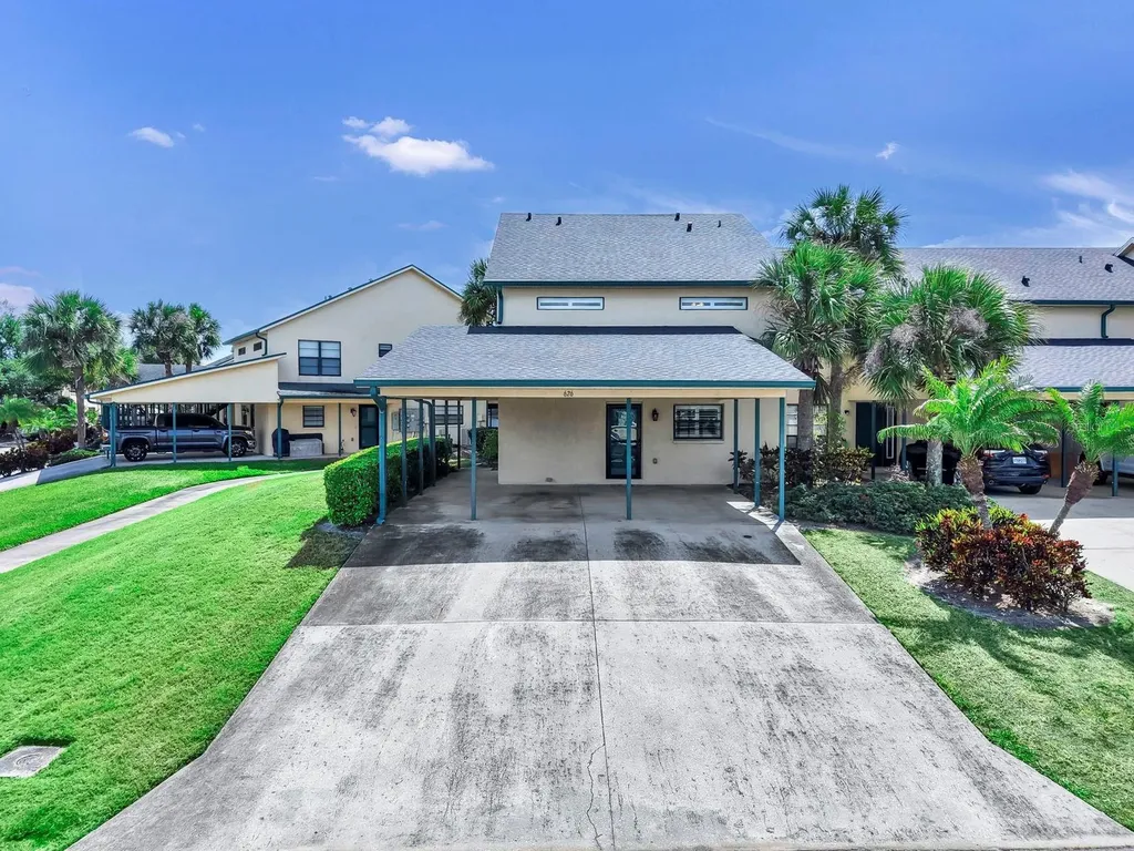 626 Yardarm Drive Apollo Beach FL 33572