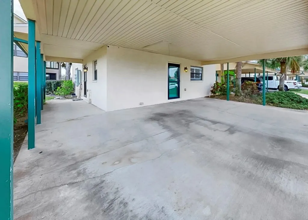 626 Yardarm Drive Apollo Beach FL 33572