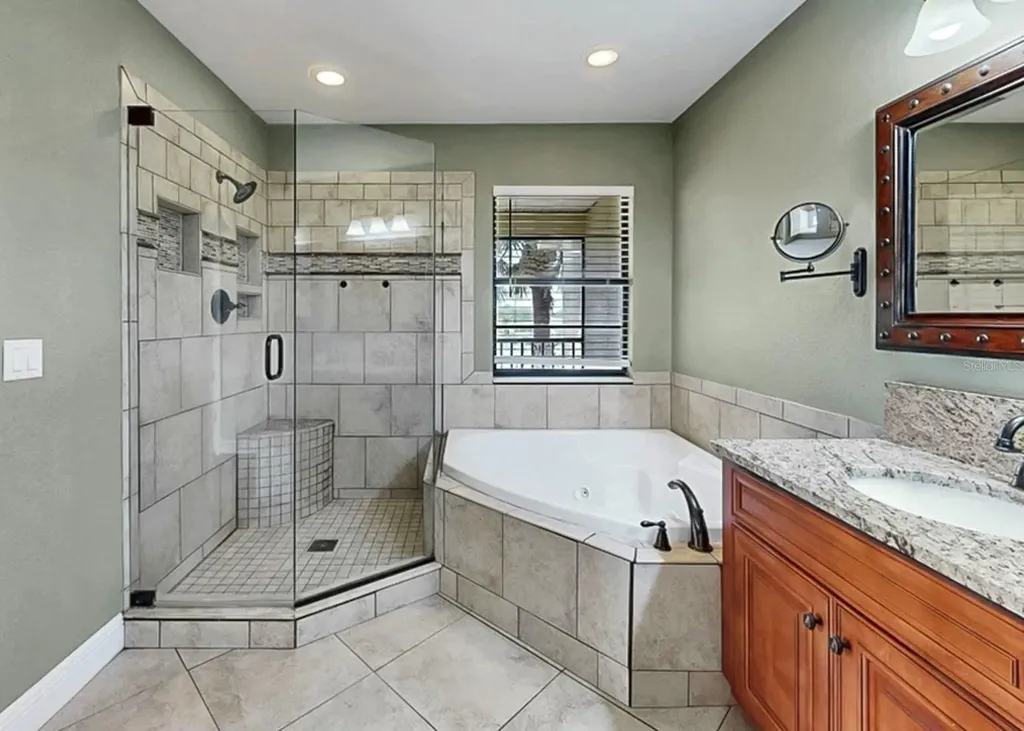 626 Yardarm Drive Apollo Beach FL 33572