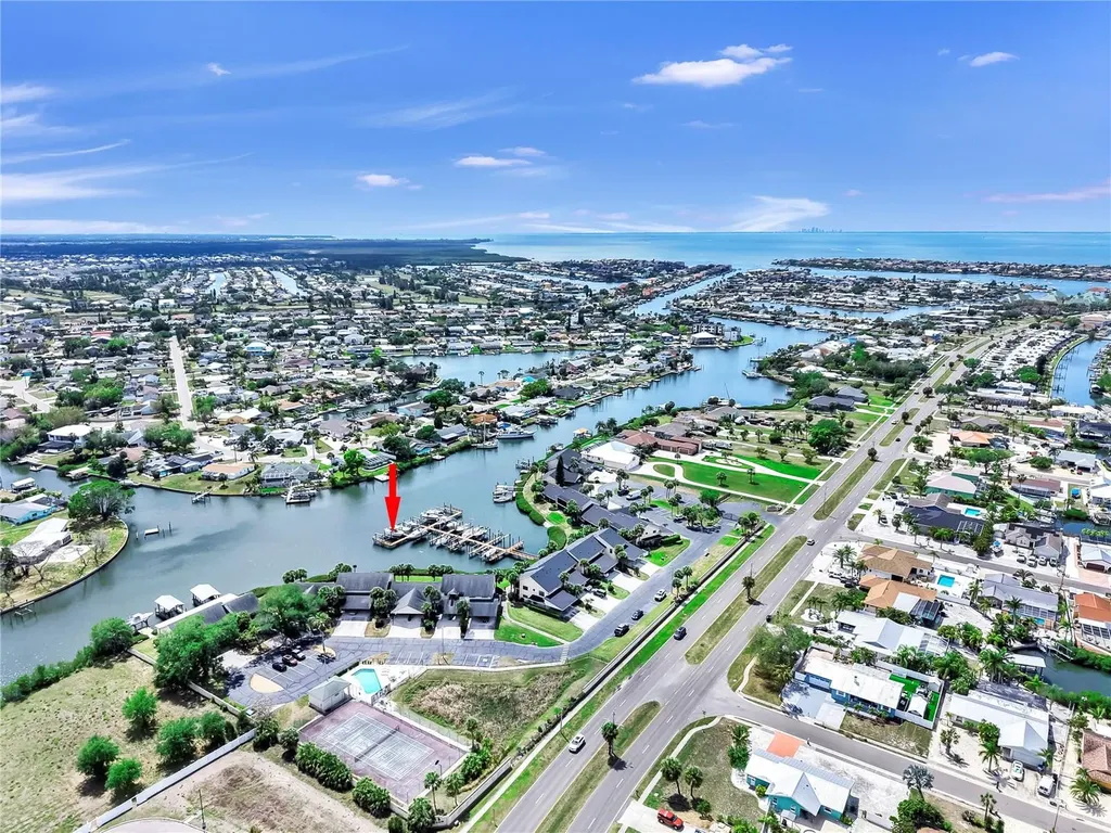 626 Yardarm Drive Apollo Beach FL 33572