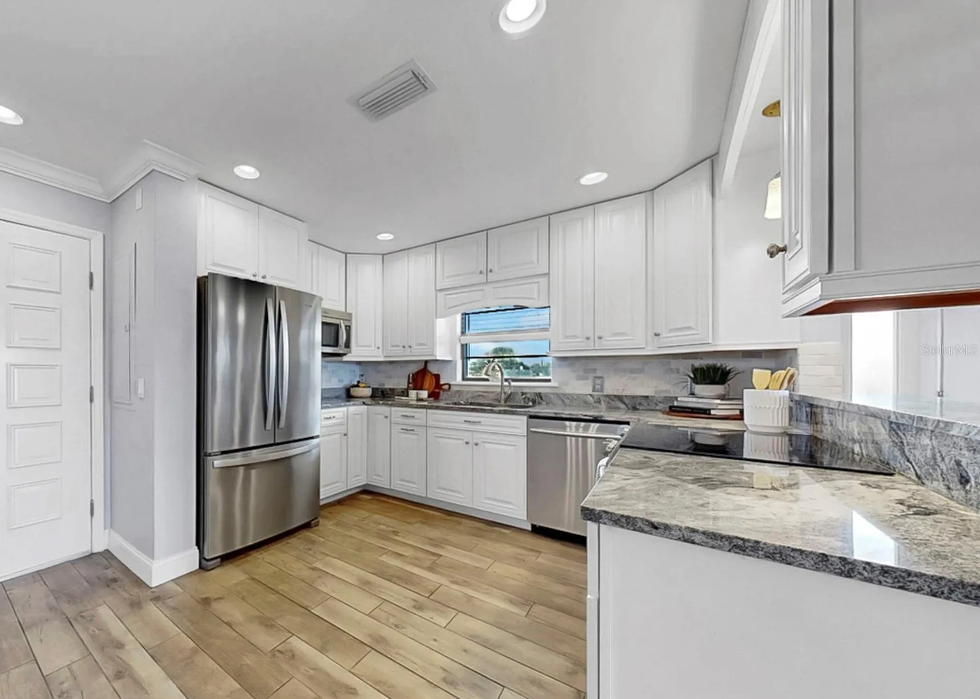 626 Yardarm Drive Apollo Beach FL 33572