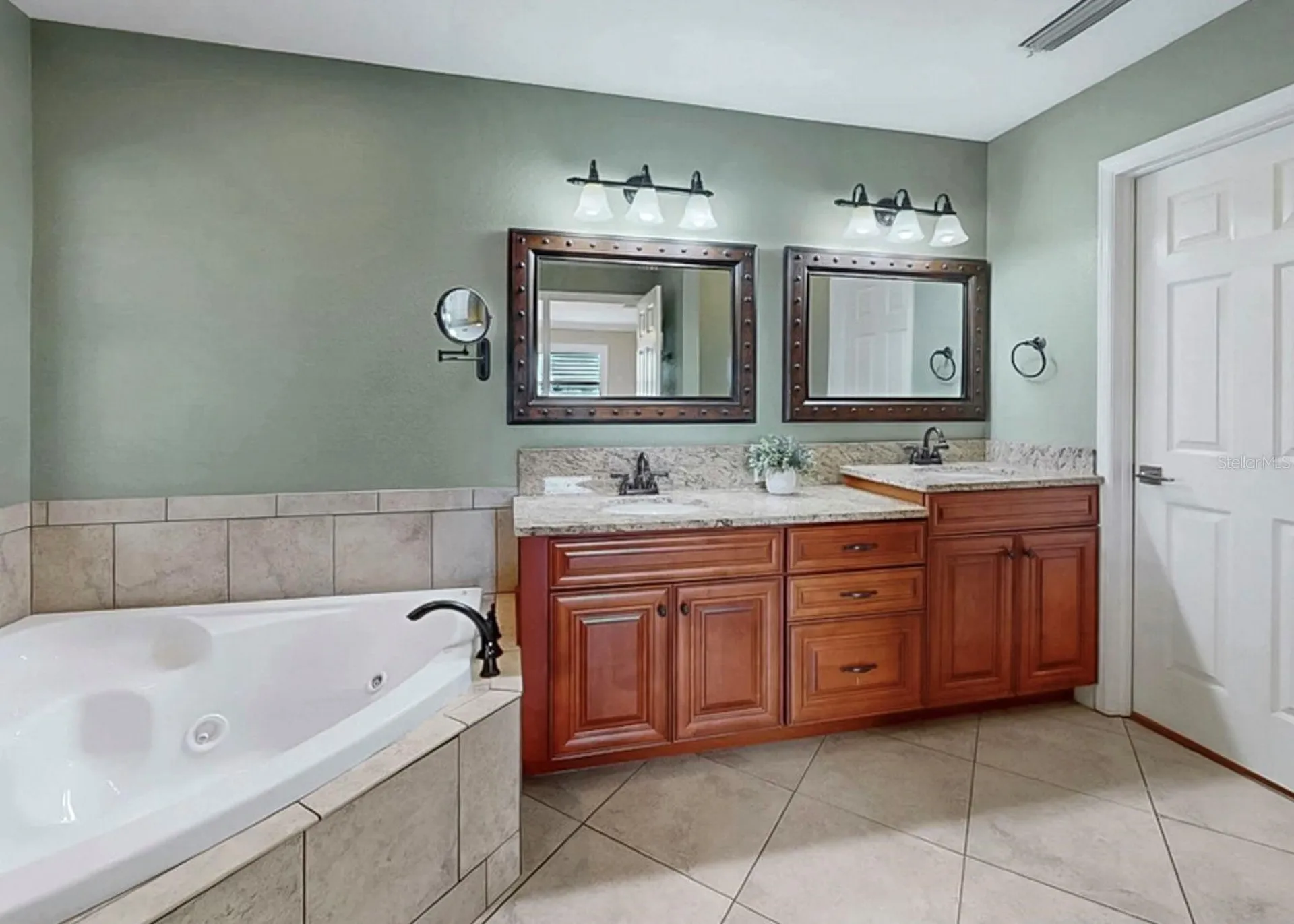 626 Yardarm Drive Apollo Beach FL 33572