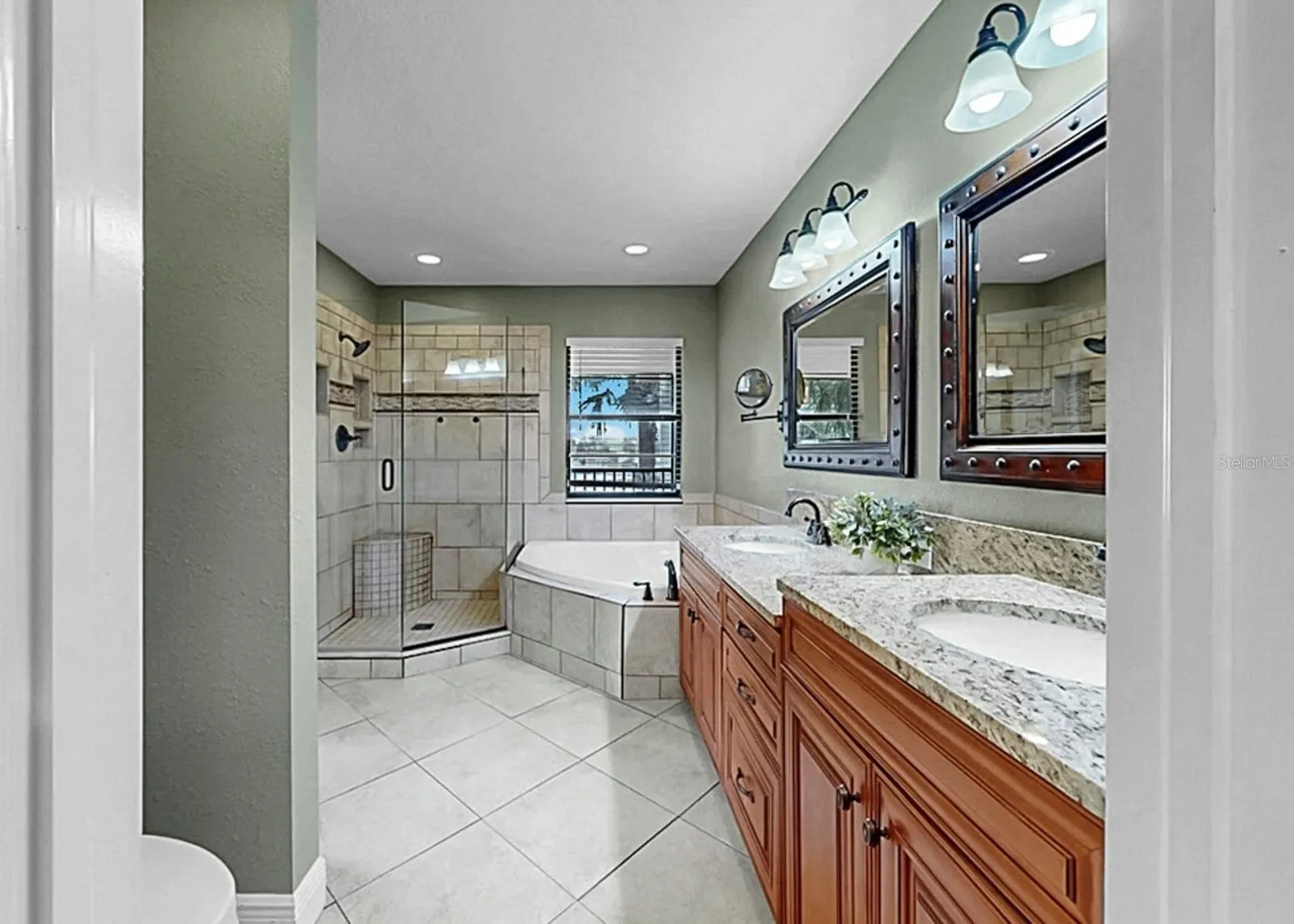 626 Yardarm Drive Apollo Beach FL 33572