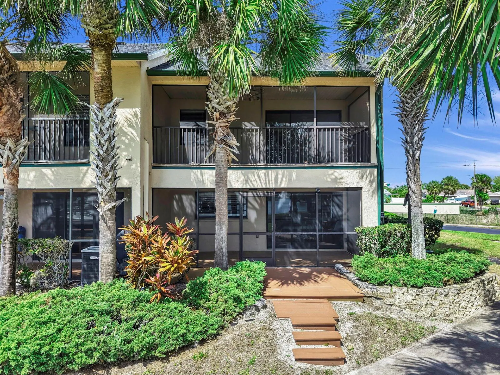 626 Yardarm Drive Apollo Beach FL 33572