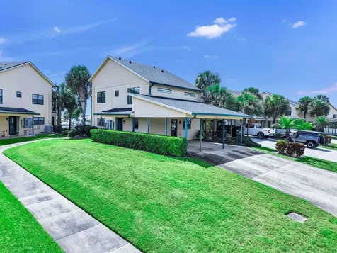 626 Yardarm Drive Apollo Beach FL 33572