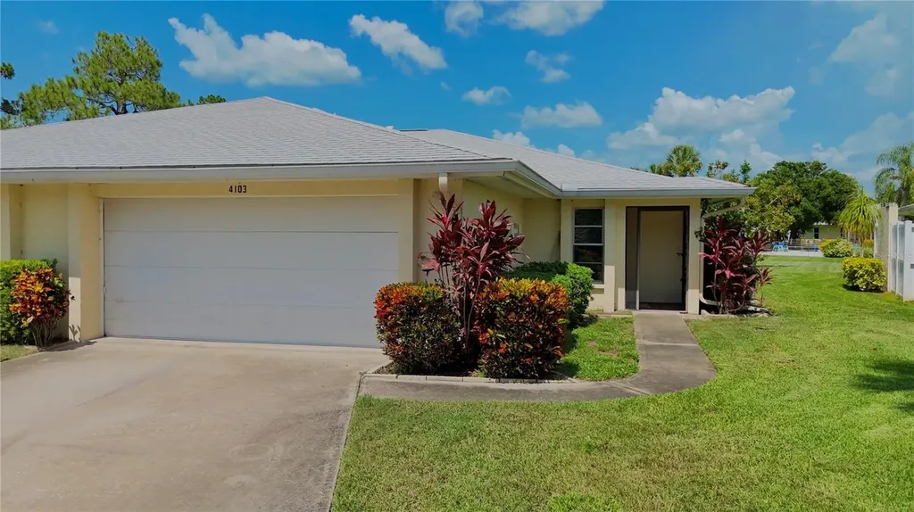 4103 Center Gate Boulevard Sarasota FL 34233