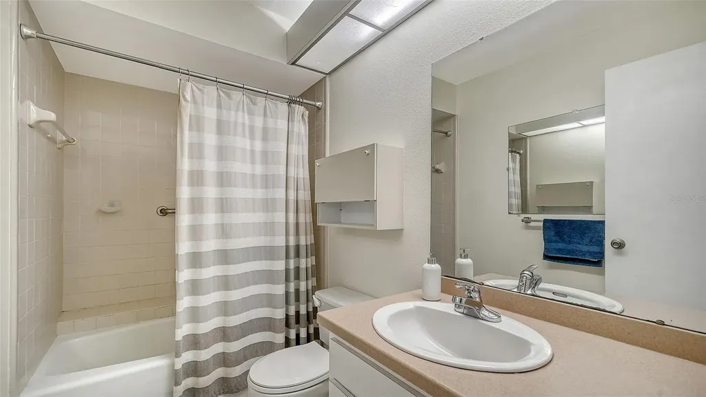 4103 Center Gate Boulevard Sarasota FL 34233