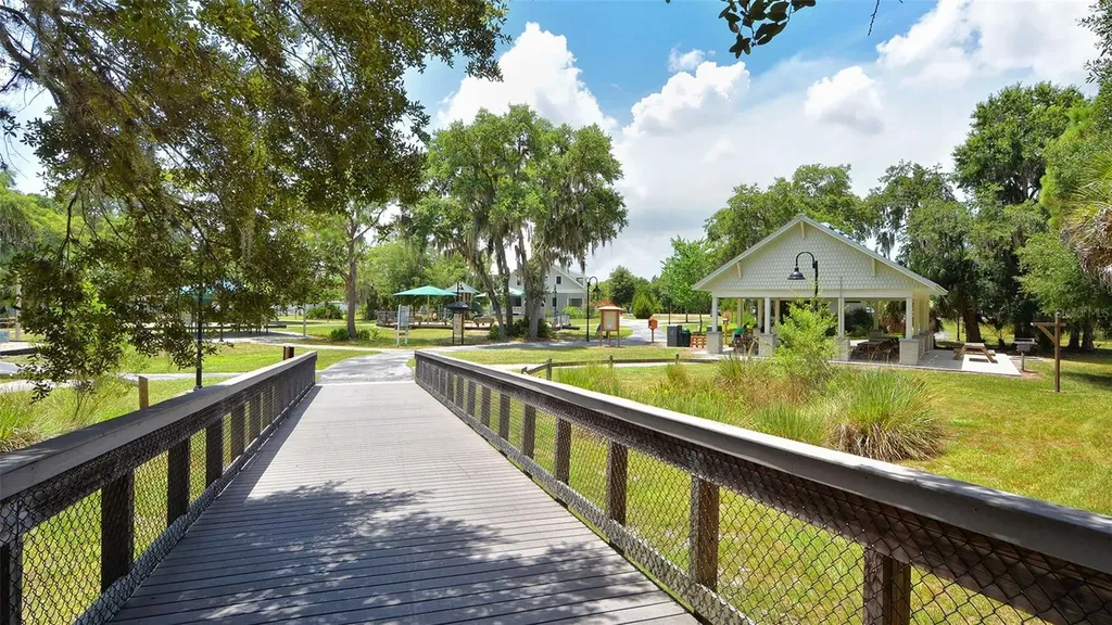 4103 Center Gate Boulevard Sarasota FL 34233