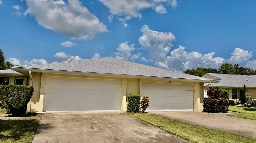 4103 Center Gate Boulevard Sarasota FL 34233
