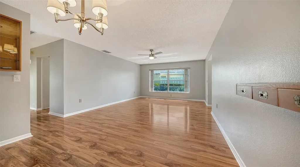 4103 Center Gate Boulevard Sarasota FL 34233