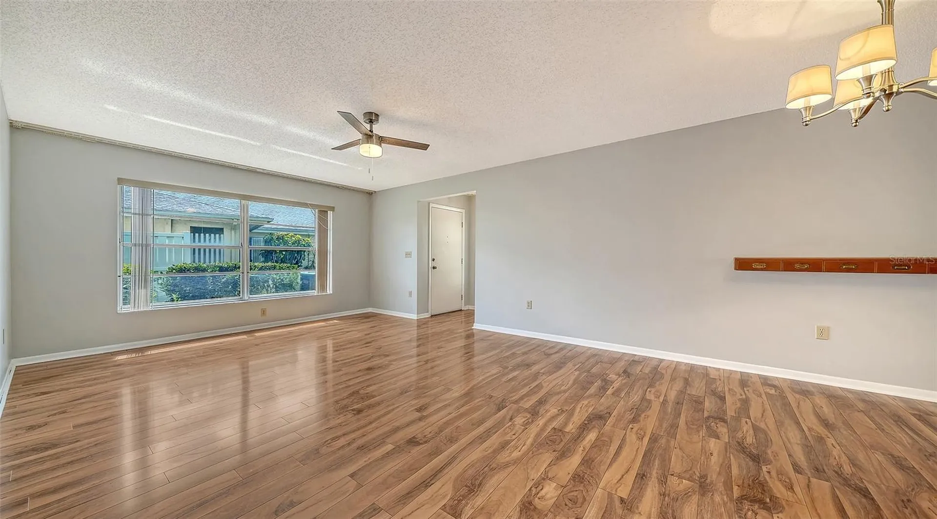 4103 Center Gate Boulevard Sarasota FL 34233