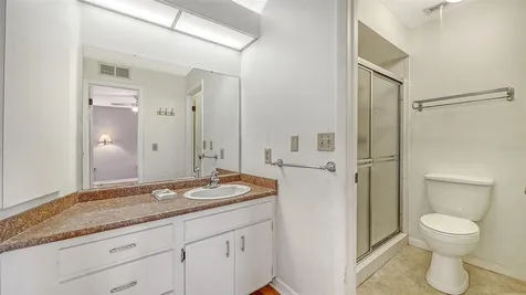 4103 Center Gate Boulevard Sarasota FL 34233