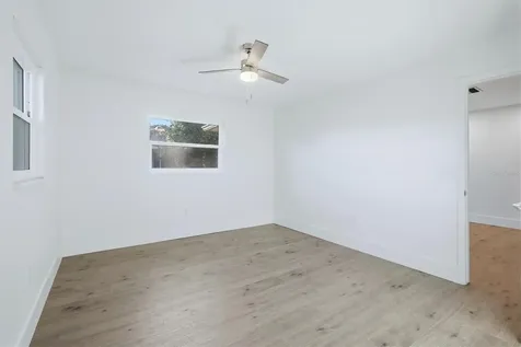 3504 38th Street W Bradenton FL 34205