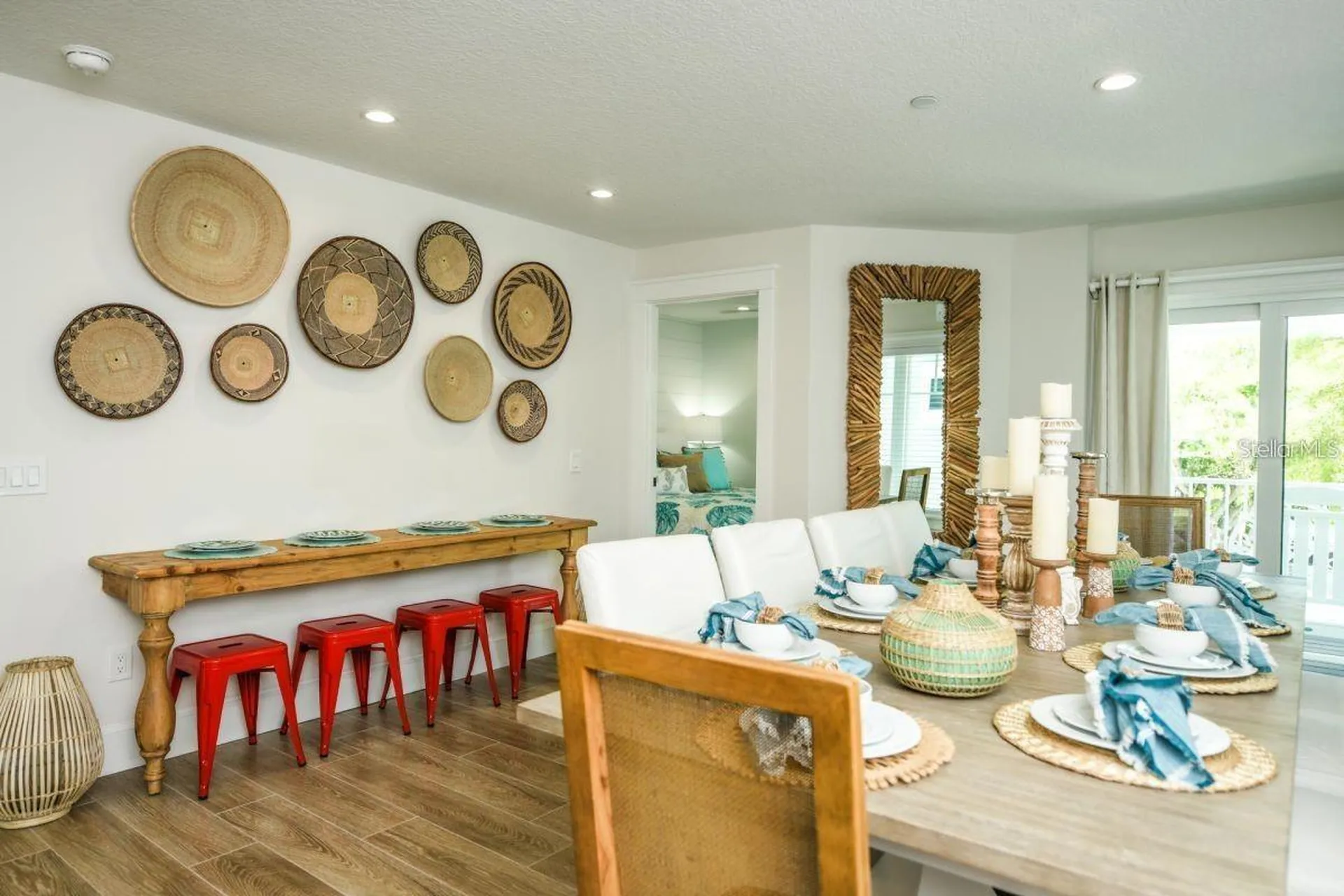 332 Avenida De Mayo Sarasota FL 34242