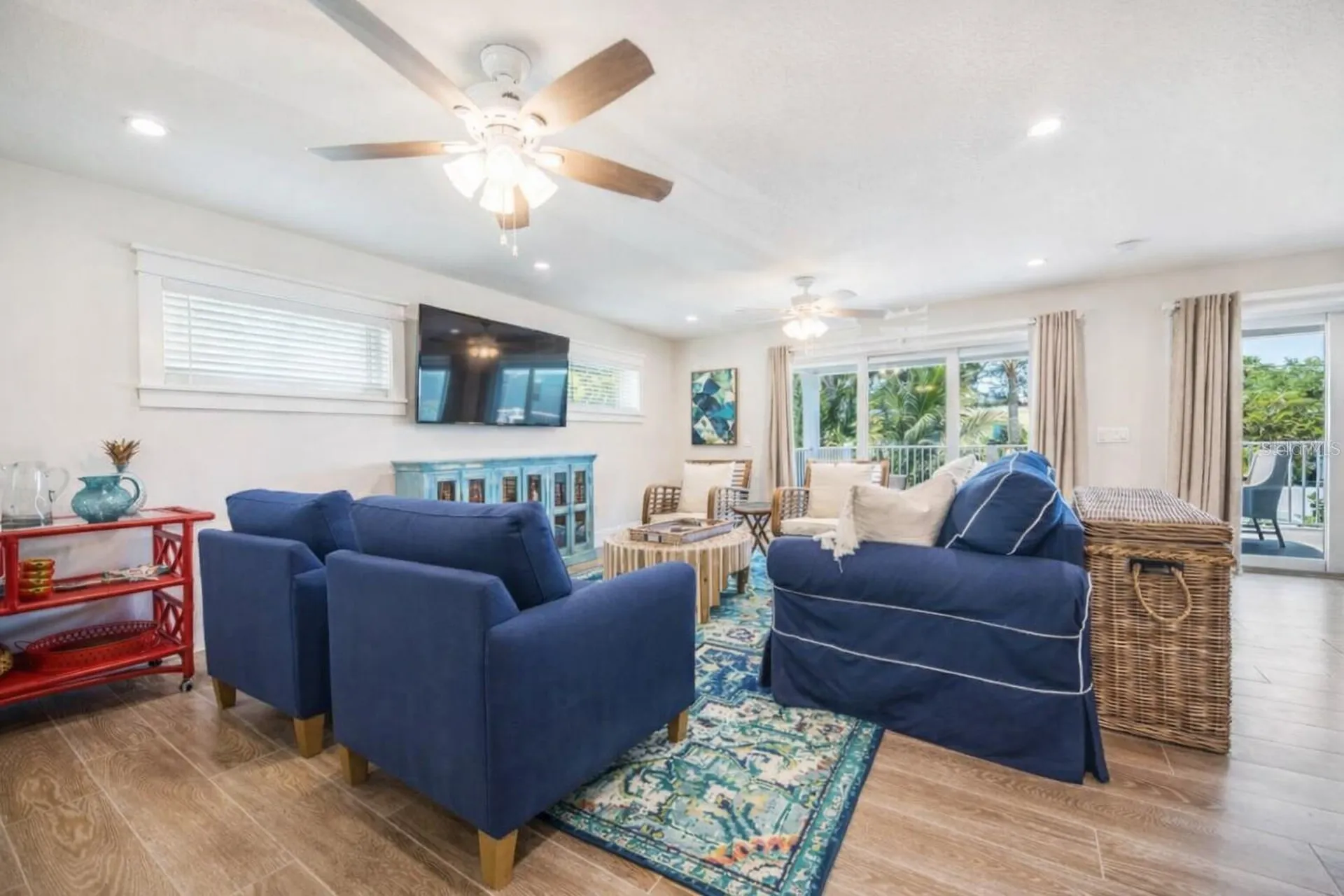332 Avenida De Mayo Sarasota FL 34242