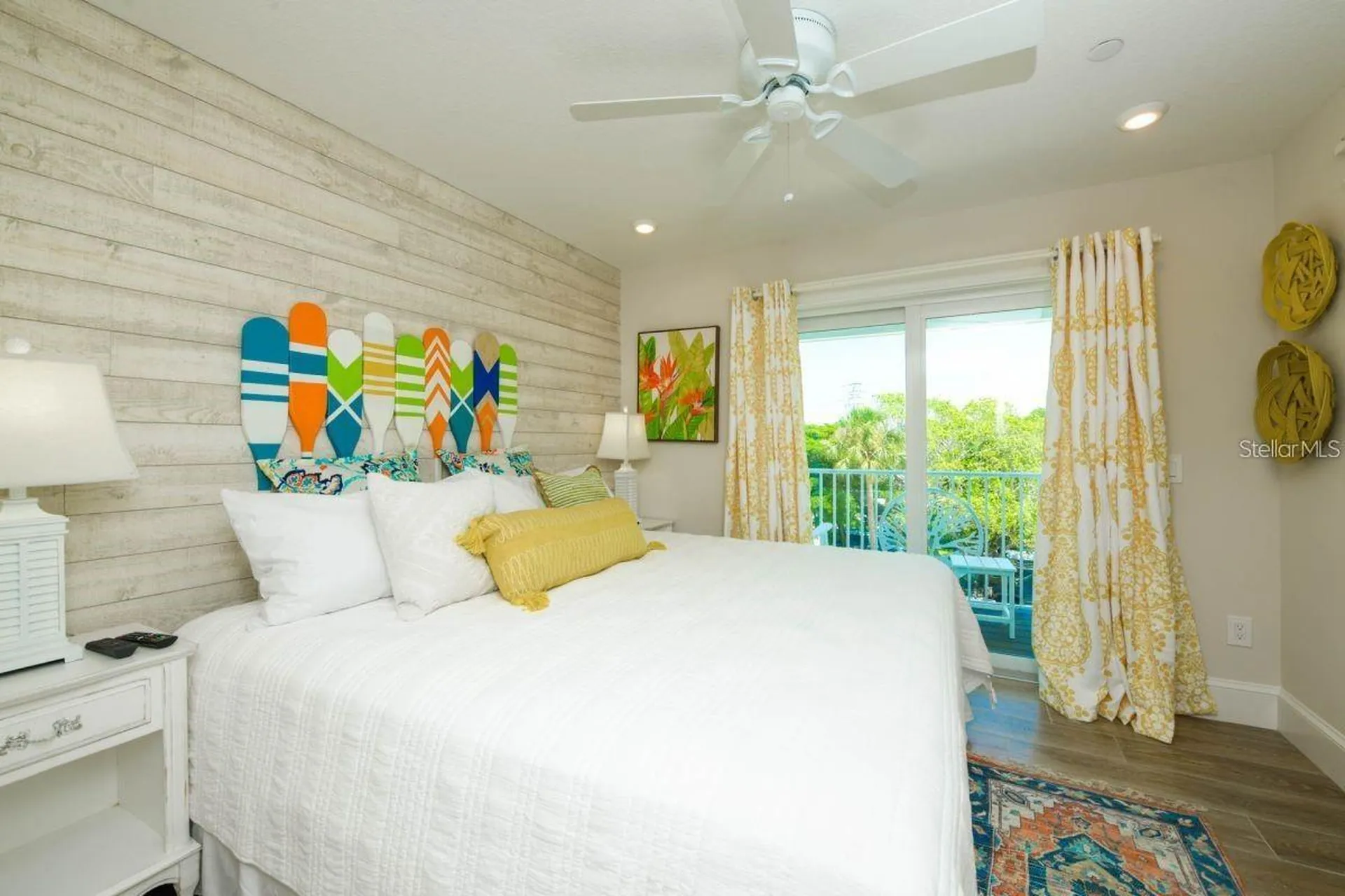 332 Avenida De Mayo Sarasota FL 34242