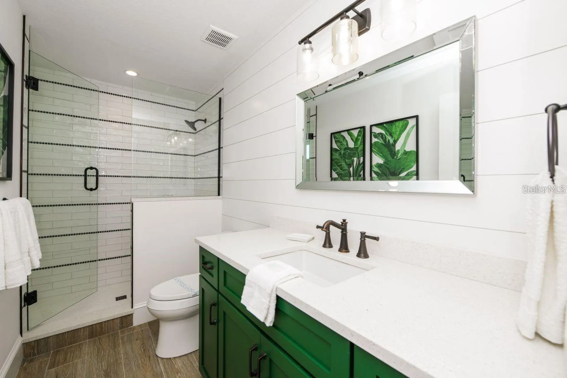 332 Avenida De Mayo Sarasota FL 34242