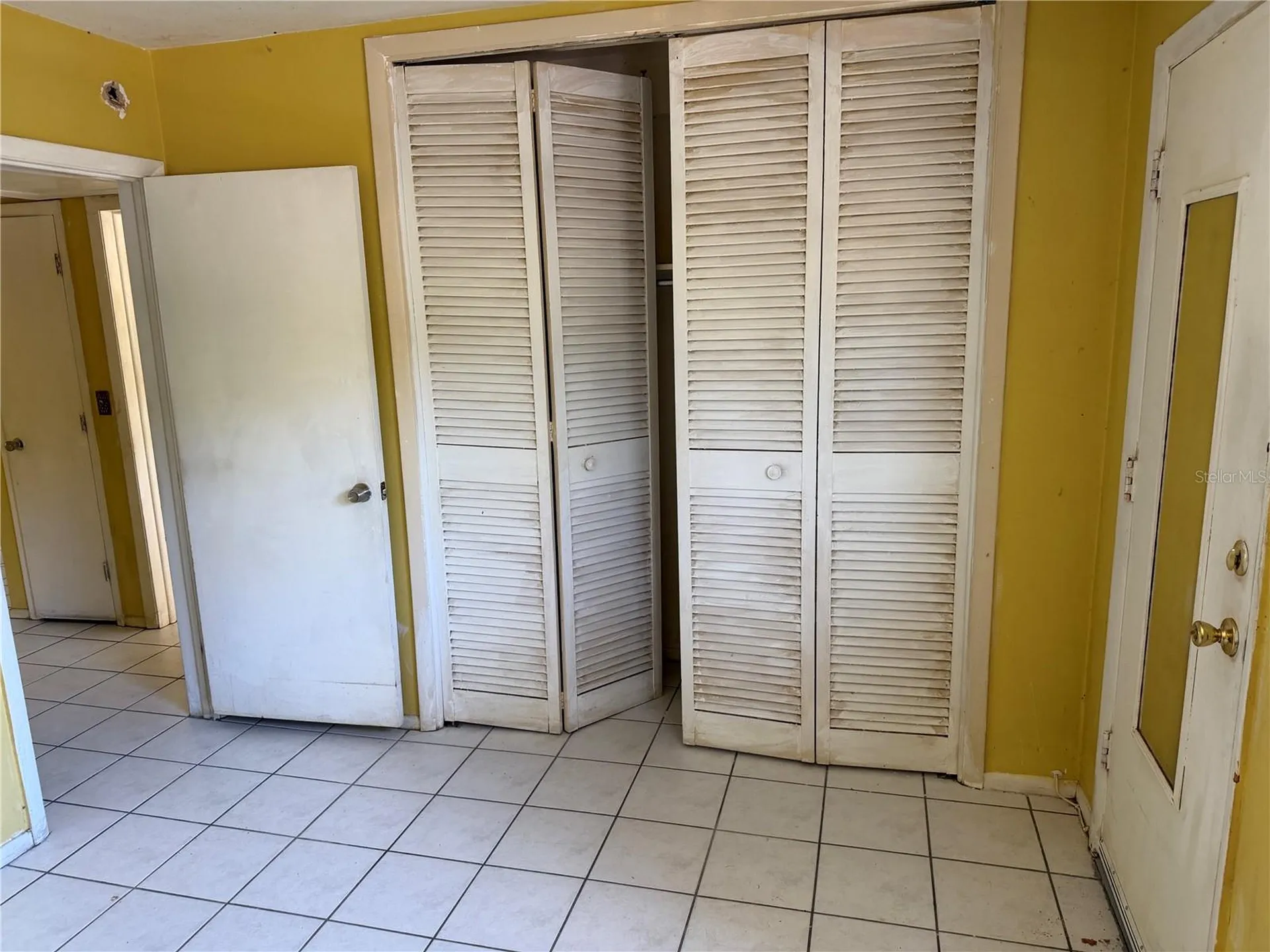 1221 Drew Street Clearwater FL 33755