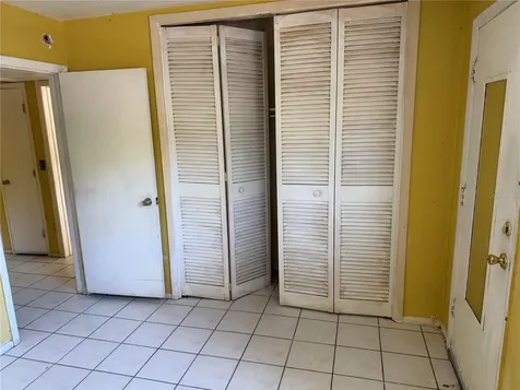 1221 Drew Street Clearwater FL 33755