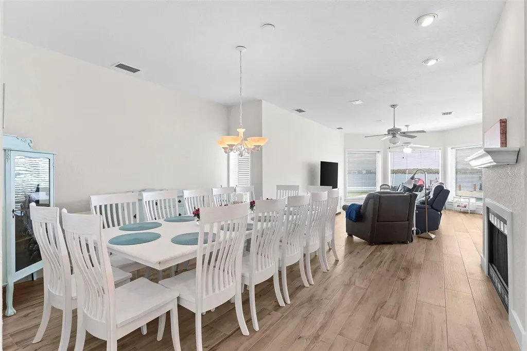 11445 9th Street E Treasure Island FL 33706