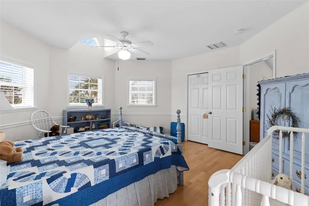 11445 9th Street E Treasure Island FL 33706
