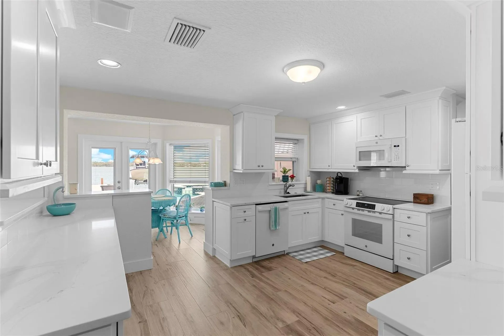 11445 9th Street E Treasure Island FL 33706
