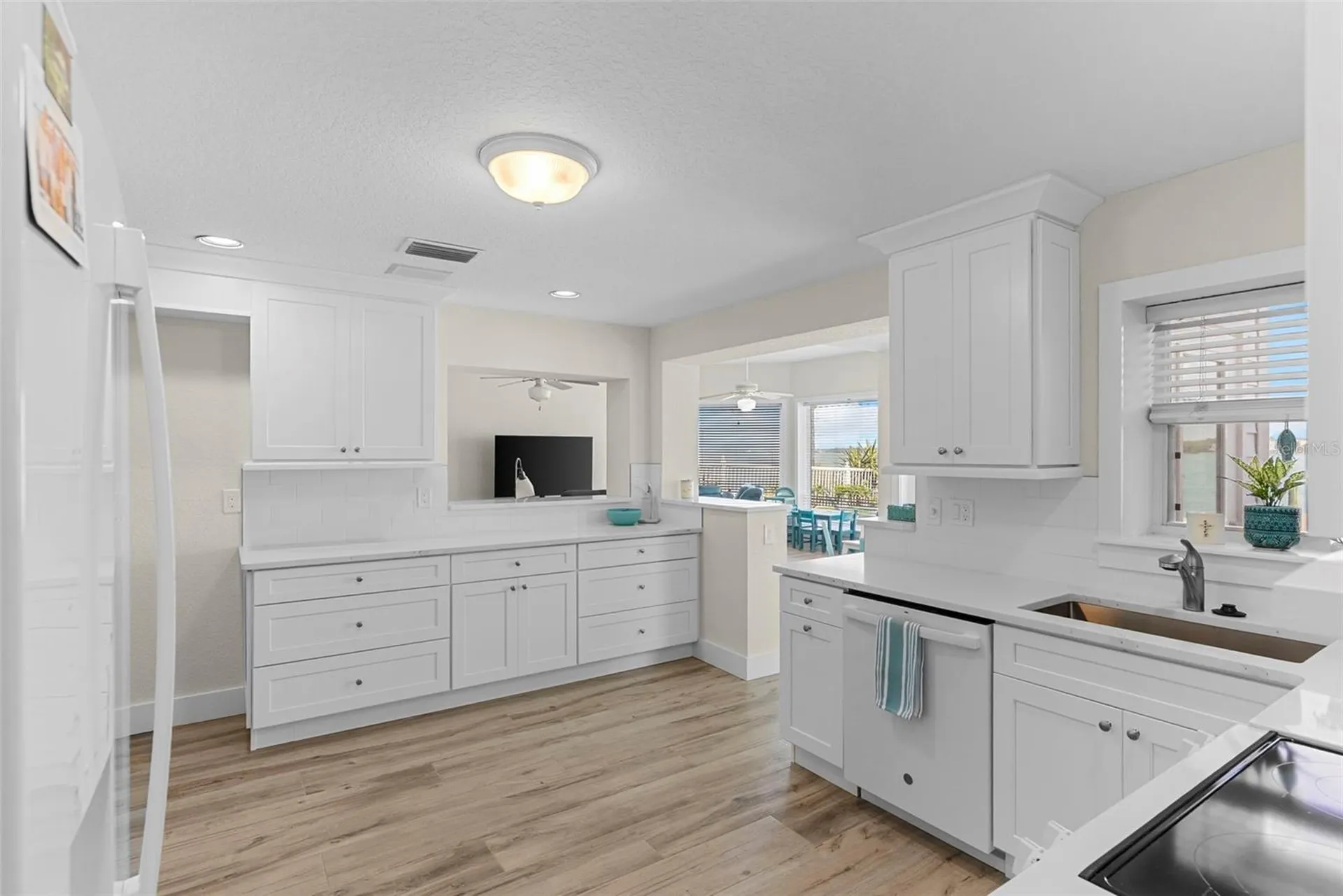 11445 9th Street E Treasure Island FL 33706
