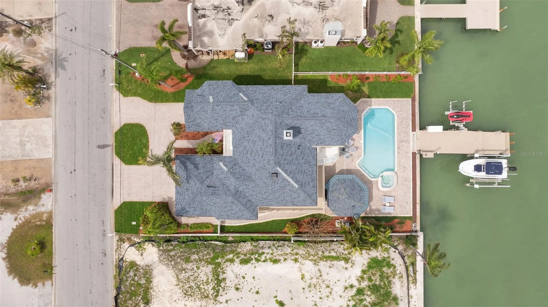 11445 9th Street E Treasure Island FL 33706
